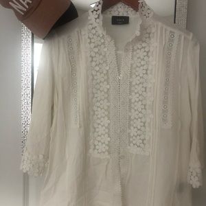 NWOT VICI LACE BLOUSE